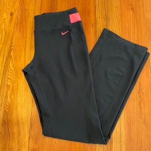 🌸BLACK NIKE SWEATPANTS🌸